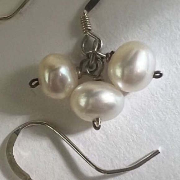 Vintage Solid 925 Sterling Silver drop Dangle earrings with Genuine Pearls - Picture 3 of 10